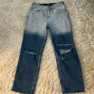 Hollister - High waisted Straight Jeans